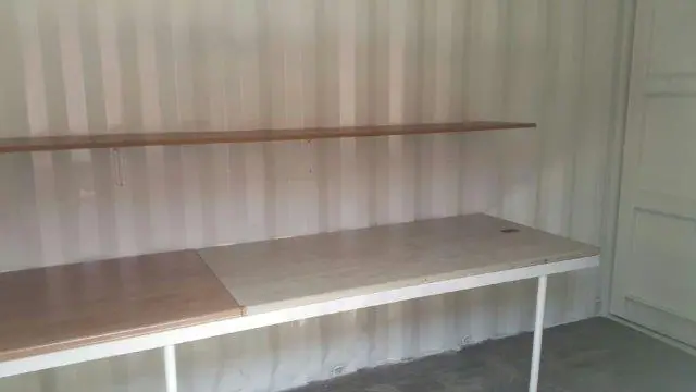 Shelf and Paint — photo 2